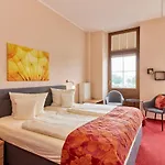 Moselhotel Roemischer Kaiser 'staffuntil5pm'earlybirdbreakfast'cityparking * برنكاستيل كويس