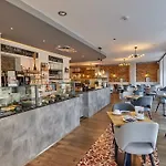 Moselhotel Roemischer Kaiser 'staffuntil5pm'earlybirdbreakfast'cityparking برنكاستيل كويس