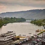 Moselhotel Roemischer Kaiser 'staffuntil5pm'earlybirdbreakfast'cityparking