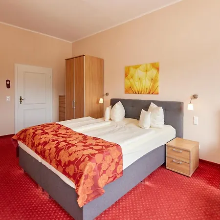 Hotel Moselhotel Roemischer Kaiser 'staffuntil5pm'earlybirdbreakfast'cityparking