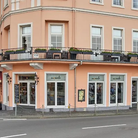 Moselhotel Roemischer Kaiser 'staffuntil5pm'earlybirdbreakfast'cityparking * ברנקסטל - קיס