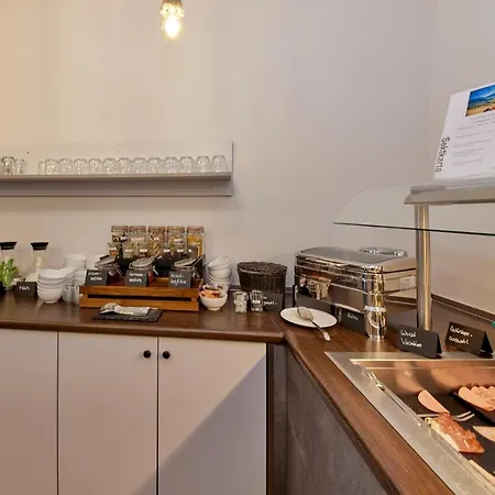 מלון Moselhotel Roemischer Kaiser ברנקסטל - קיס