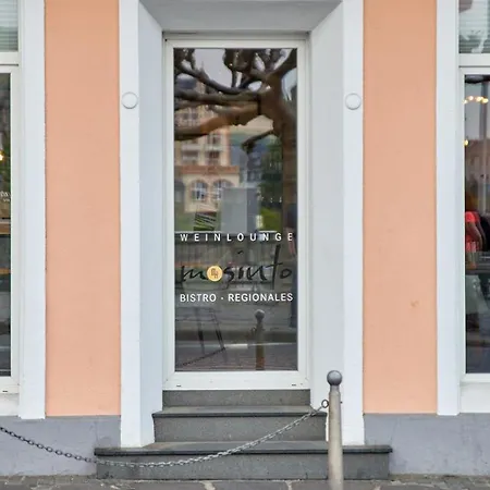 Moselhotel Roemischer Kaiser 'staffuntil5pm'earlybirdbreakfast'cityparking מלון *