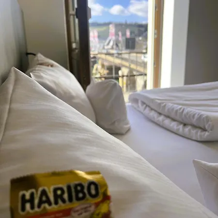 Moselhotel Roemischer Kaiser 'staffuntil5pm'earlybirdbreakfast'cityparking