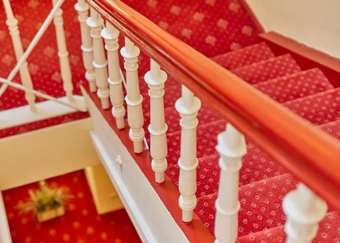 Moselhotel Roemischer Kaiser 'staffuntil5pm'earlybirdbreakfast'cityparking ברנקסטל - קיס