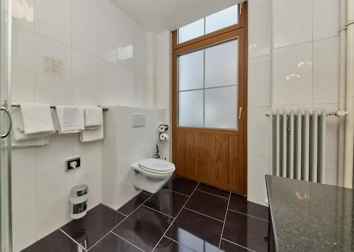 מלון Moselhotel Roemischer Kaiser 'staffuntil5pm'earlybirdbreakfast'cityparking ברנקסטל - קיס