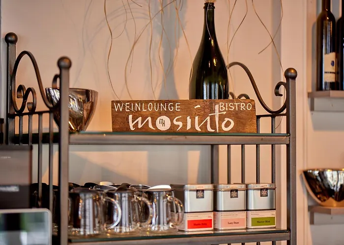 Moselhotel Roemischer Kaiser 'staffuntil5pm'earlybirdbreakfast'cityparking מלון *